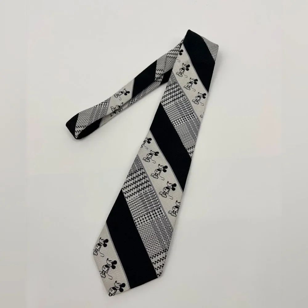 Mickey Mouse Tie by Cervantes Diagonal Stripes Plaid Green 1970’s Disney Vtg